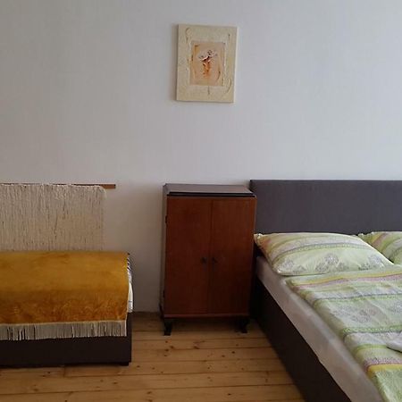 Apartmany Racianska Bratislava Exterior foto