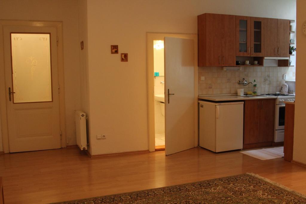 Apartmany Racianska Bratislava Cameră foto