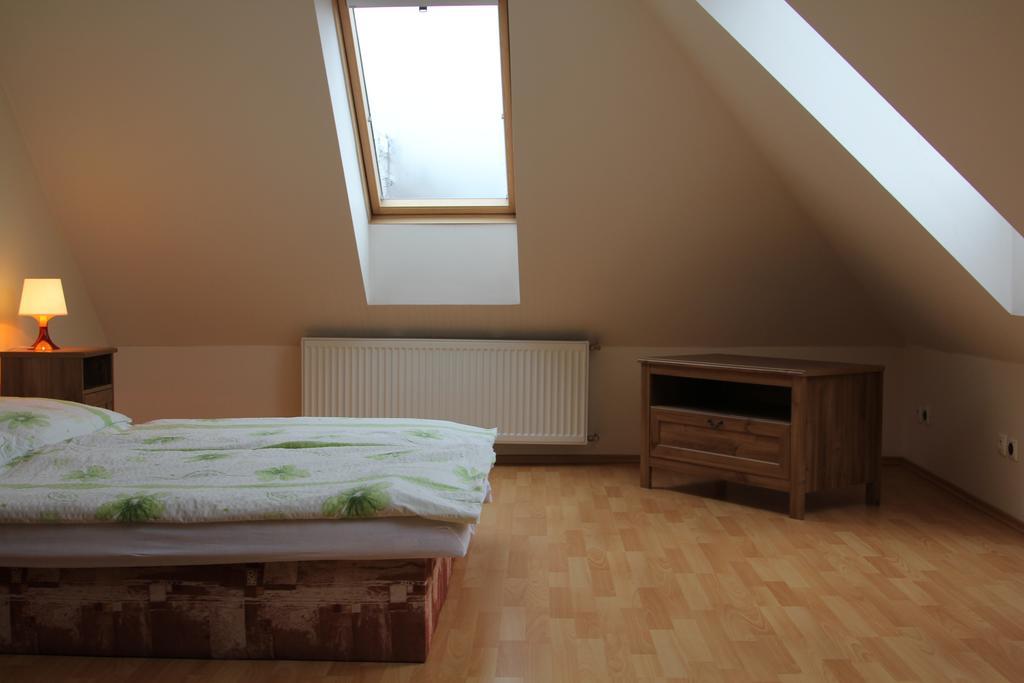 Apartmany Racianska Bratislava Cameră foto