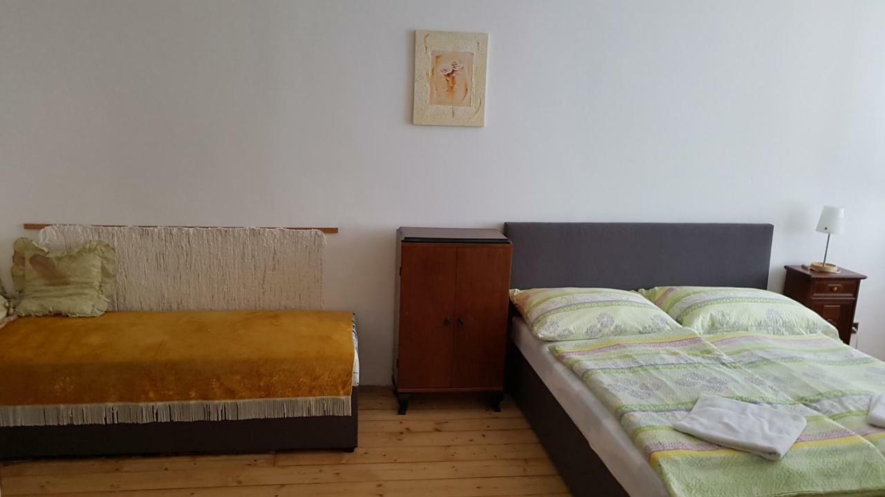 Apartmany Racianska Bratislava Exterior foto