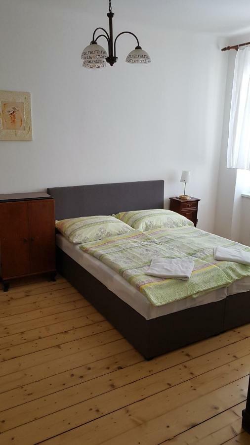 Apartmany Racianska Bratislava Exterior foto