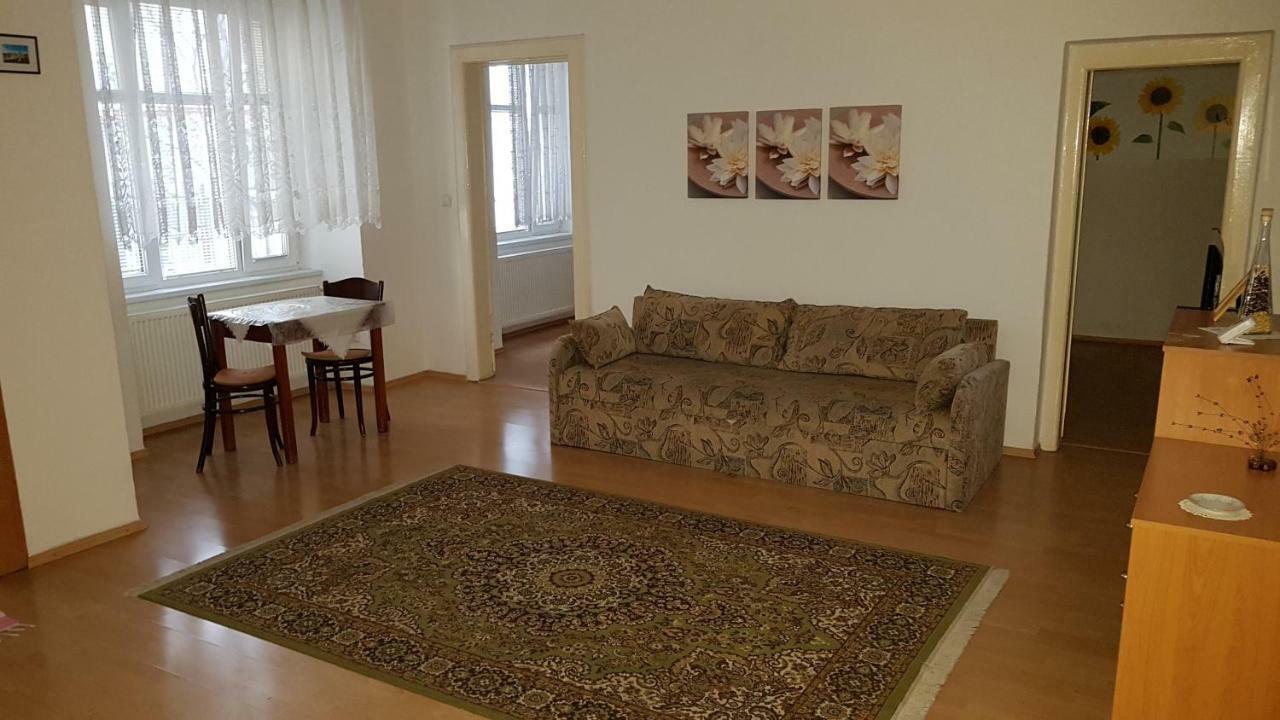 Apartmany Racianska Bratislava Cameră foto